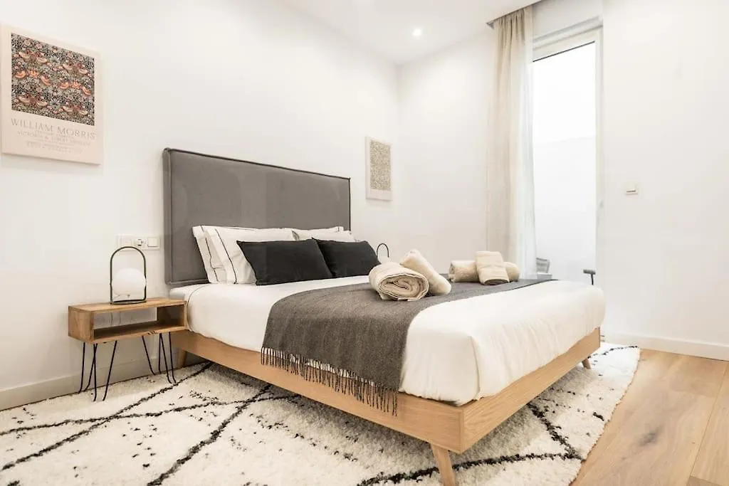 Calm Apartment With Private Patio By Rems Malaga 0*,
